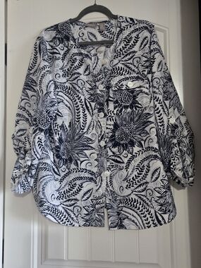 Chico's Navy & White Paisley Floral Button-Front Blouse